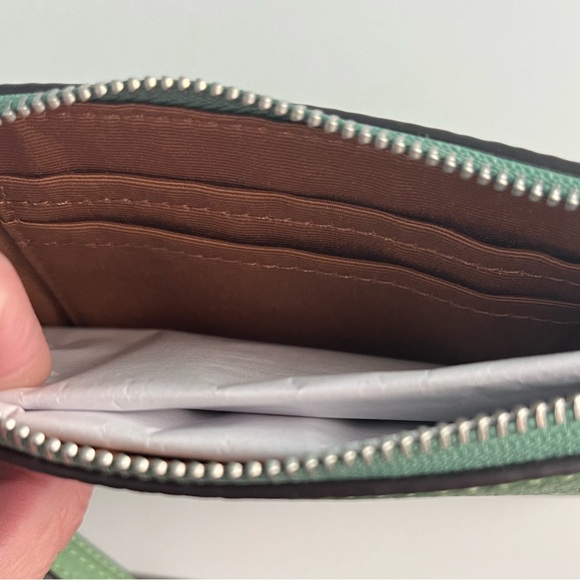 Coach Soft Green Pebbled Leather Corner Zip Wristlet - Picture 3 of 4